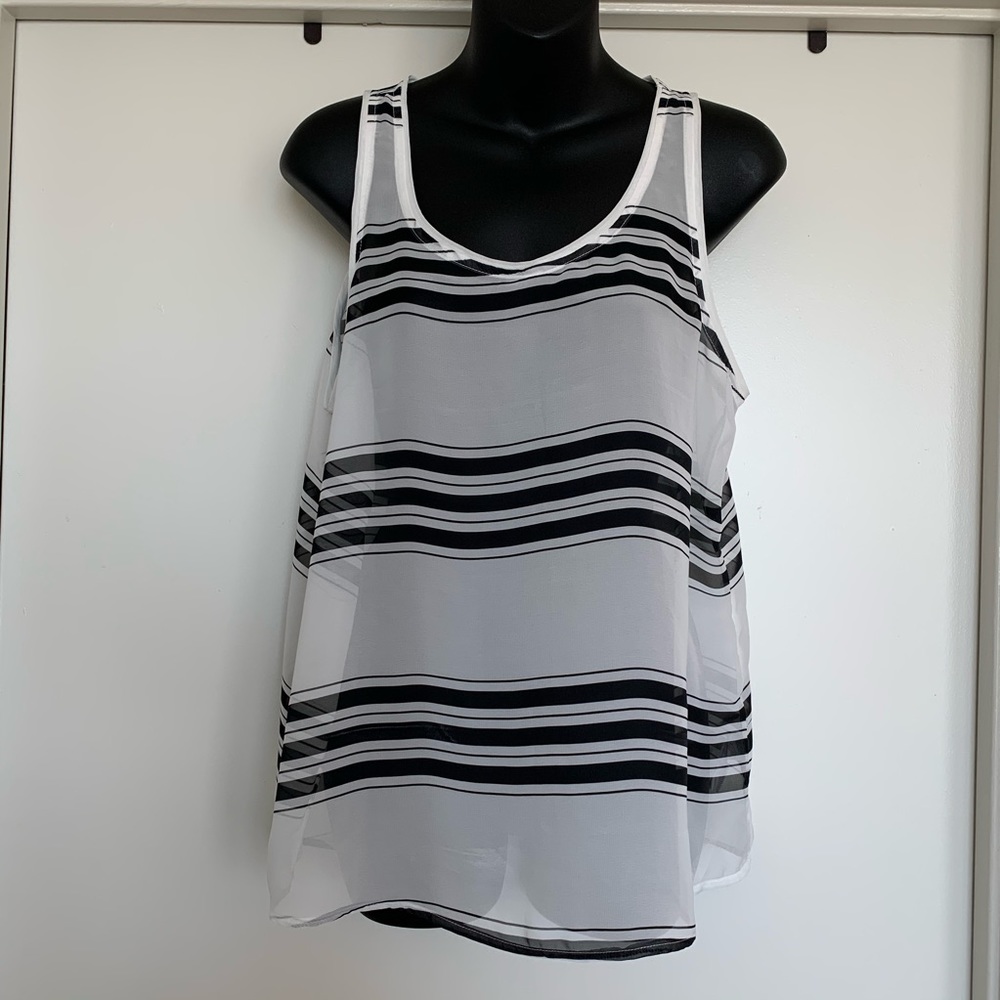 🦋3/$20🦋 Sheer Striped Tank